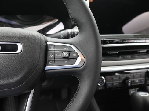 New 2026 Jeep Compass Limited image 24