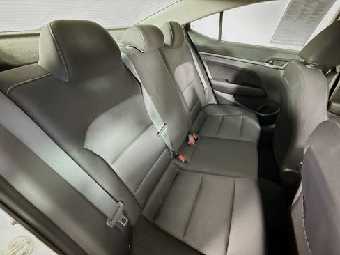 Used 2017 Hyundai Elantra Value Edition FWD image 34