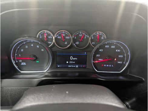 Used 2021 Chevrolet Silverado 1500 LT Trail Boss w/ Bed Protection Package AWD/4WD image 18
