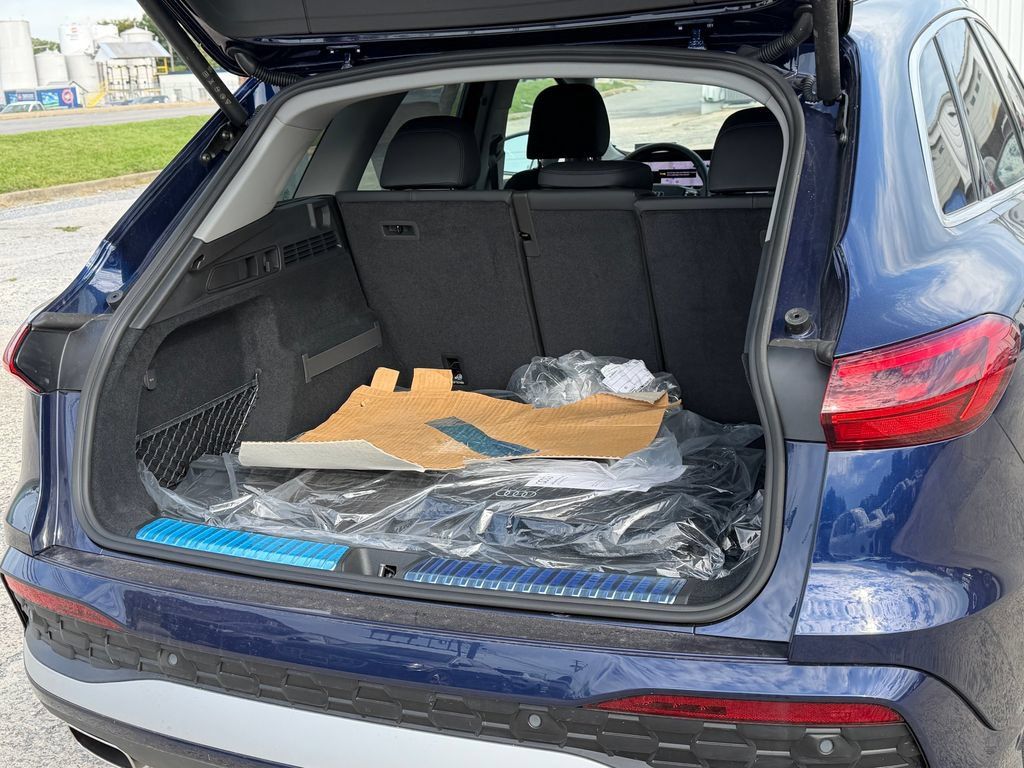 New 2026 Audi Q5 Premium AWD/4WD image 13