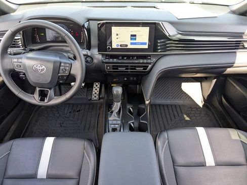 Used 2026 Toyota Camry SE FWD image 14
