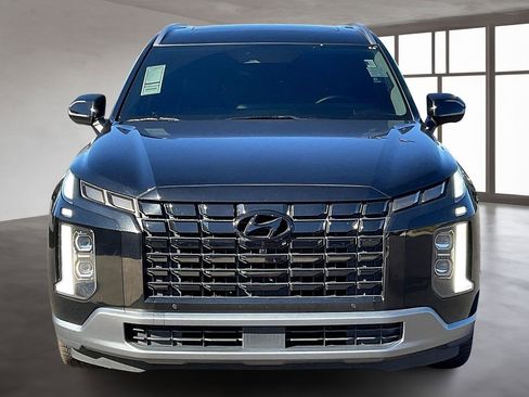 Used 2023 Hyundai Palisade Limited w/ Cargo Package image 2