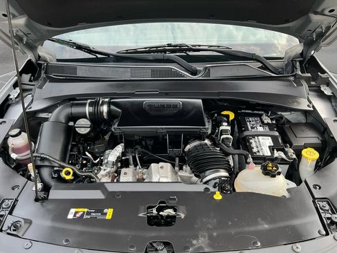 Used 2023 Jeep Compass Trailhawk AWD/4WD image 18
