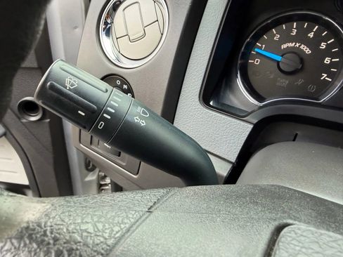 Used 2014 Ford F150 XLT image 45