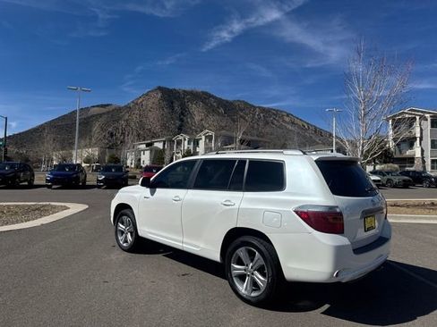 Used 2010 Toyota Highlander Sport image 5