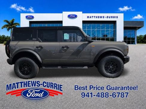 New 2026 Ford Bronco Badlands AWD/4WD image 3