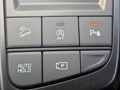 New 2026 Kia Sportage LX FWD image 25