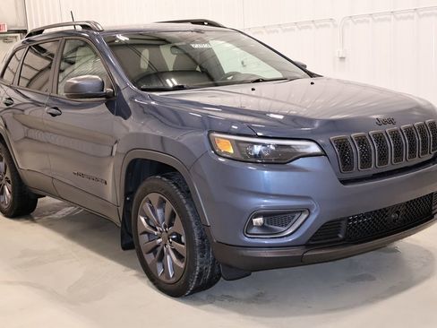 Used 2021 Jeep Cherokee Latitude Lux 80th Anniv w/ Quick Order Package 26U 80TH image 4