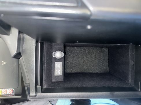 Used 2024 Lexus ES 350 w/ Accessory Package (Z2) FWD image 31