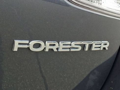 Used 2020 Subaru Forester Premium AWD/4WD image 31