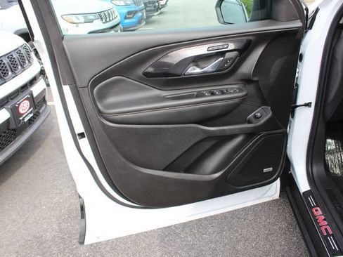 Used 2024 GMC Terrain AT4 w/ Infotainment Package II AWD/4WD image 21