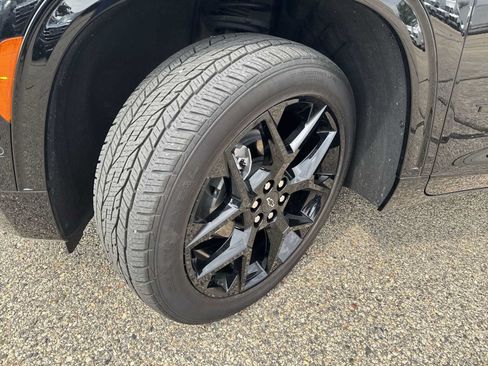 Certified 2024 Chevrolet Traverse RS w/ LPO, Floor Liner Package AWD/4WD image 19