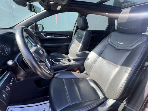 Used 2020 Cadillac XT5 Premium Luxury AWD/4WD image 12