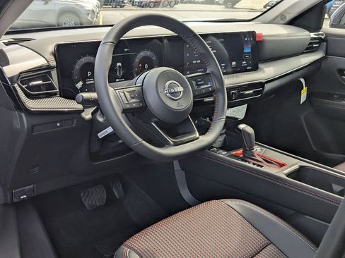 New 2026 Nissan Kicks SR w/ Cold Weather Package image 9