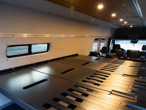 Used 2019 Mercedes-Benz Sprinter 4x4 170 image 19