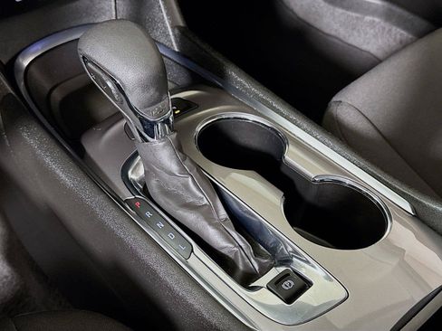 Certified 2025 Chevrolet Malibu LT FWD image 15