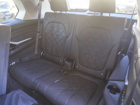 Certified 2023 BMW X7 xDrive40i w/ Premium Package image 16