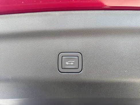 New 2026 GMC Yukon XL Denali w/ Sun & Power Step Package AWD/4WD image 7