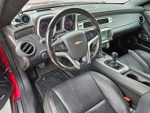 Used 2014 Chevrolet Camaro SS w/ RS Package RWD image 10