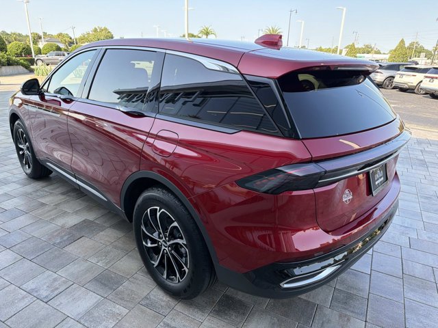 New 2026 Lincoln Nautilus Premier AWD/4WD image 4