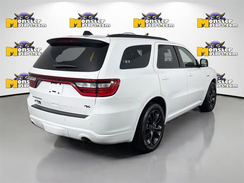Used 2024 Dodge Durango R/T w/ Blacktop Package image 5