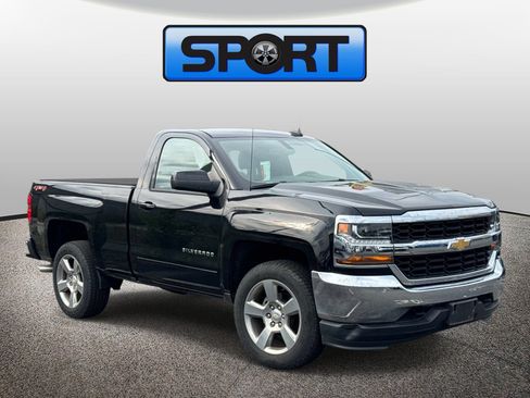 Used 2018 Chevrolet Silverado 1500 LT AWD/4WD image 3
