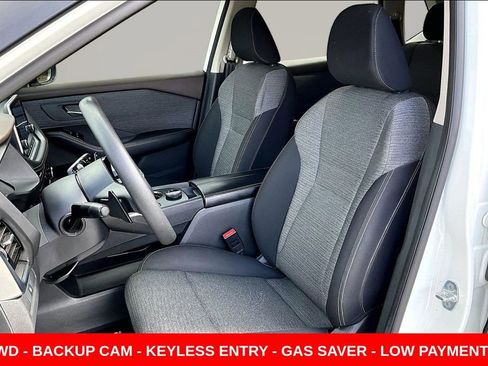 Used 2023 Nissan Rogue SV image 20