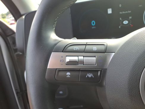 Certified 2024 Hyundai Kona Limited FWD image 28