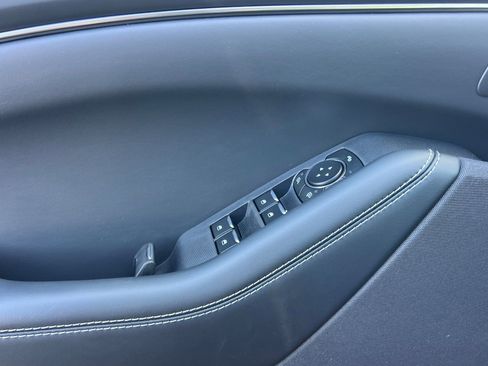 New 2026 Ford Mustang Mach-E Select image 17