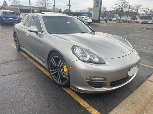 Used 2012 Porsche Panamera S image 3