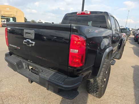 Used 2019 Chevrolet Colorado ZR2 image 6