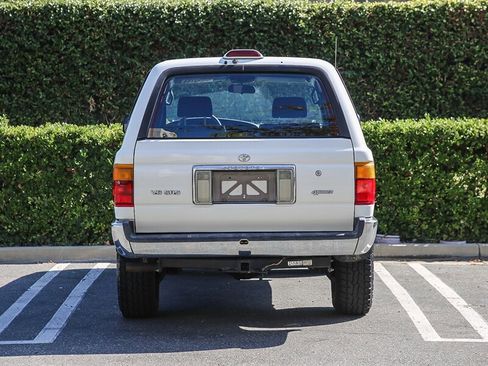 Used 1995 Toyota 4Runner SR5 image 6