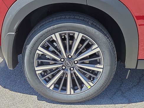 New 2026 Nissan Pathfinder Platinum AWD/4WD image 7