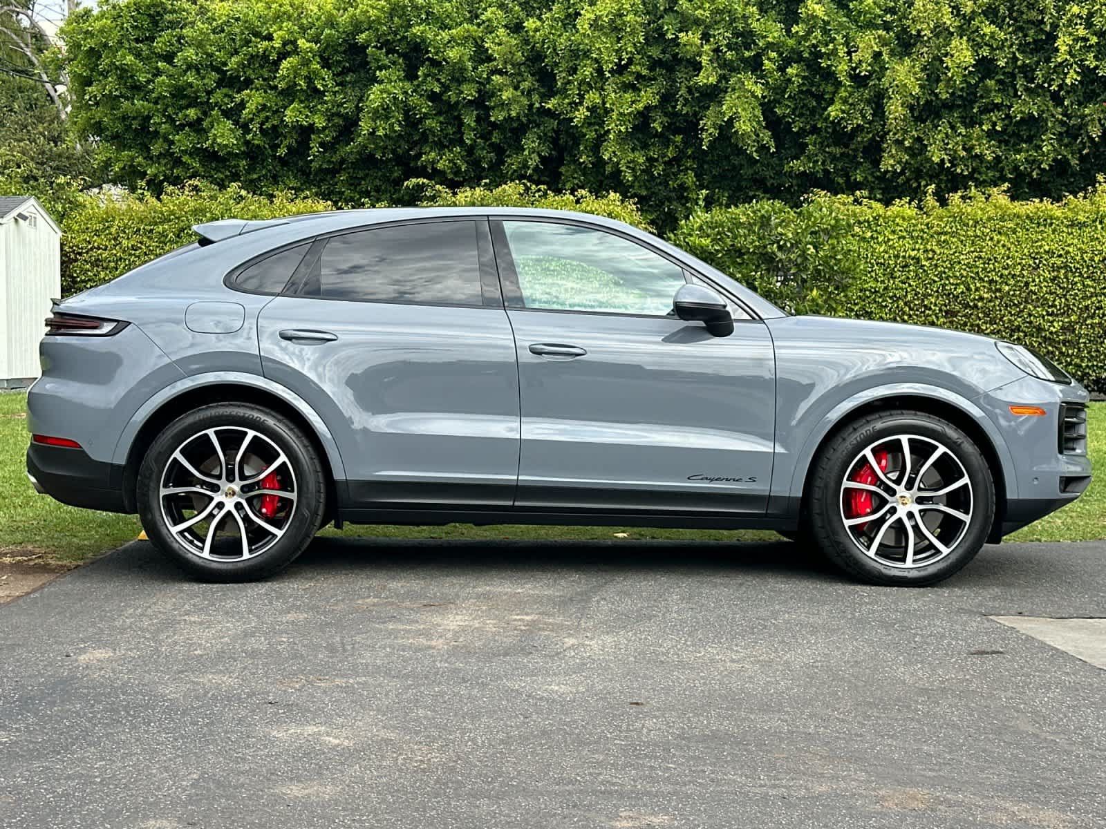Certified 2024 Porsche Cayenne S AWD/4WD image 9