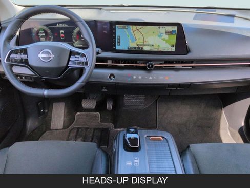 Used 2023 Nissan Ariya AWD image 13