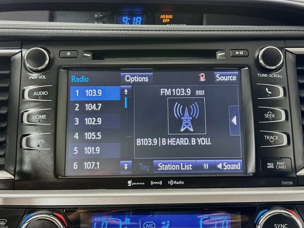 Used 2016 Toyota Highlander XLE FWD image 18