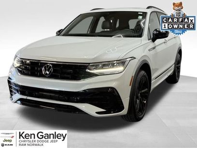 Used 2023 Volkswagen Tiguan SE R-Line