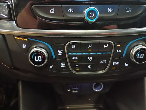 Used 2020 Chevrolet Traverse Premier w/ Redline Edition AWD/4WD image 25