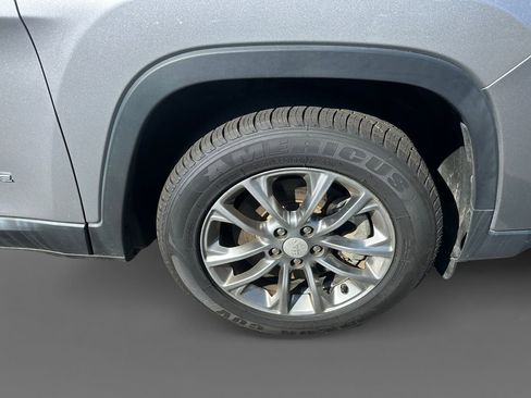 Certified 2021 Jeep Cherokee Latitude Lux image 16