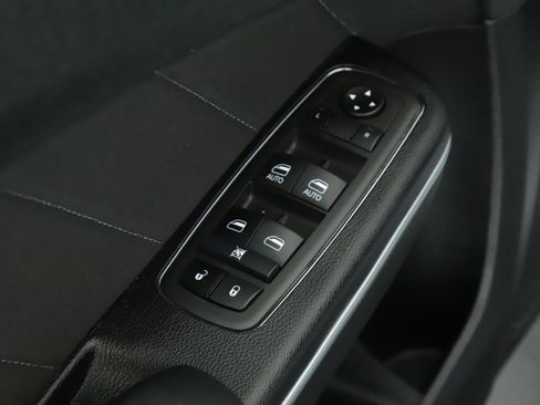 Used 2022 Dodge Charger GT image 7