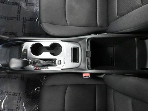 Used 2024 Chevrolet Malibu LT image 34