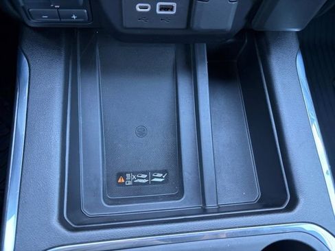 Used 2021 Chevrolet Silverado 1500 LTZ image 25