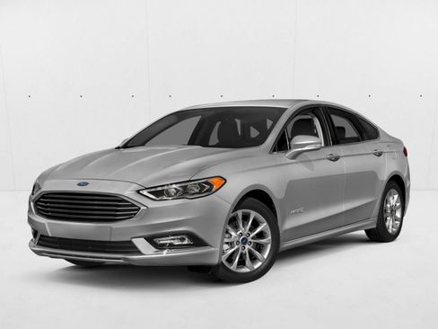 Used 2018 Ford Fusion SE FWD image 1