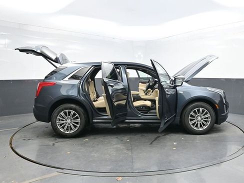 Used 2019 Cadillac XT5 Luxury image 46
