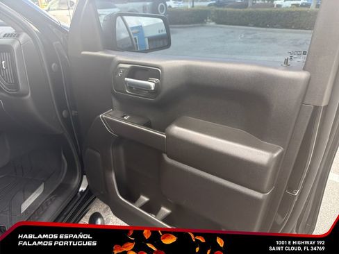 Used 2023 Chevrolet Silverado 1500 Custom AWD/4WD image 34