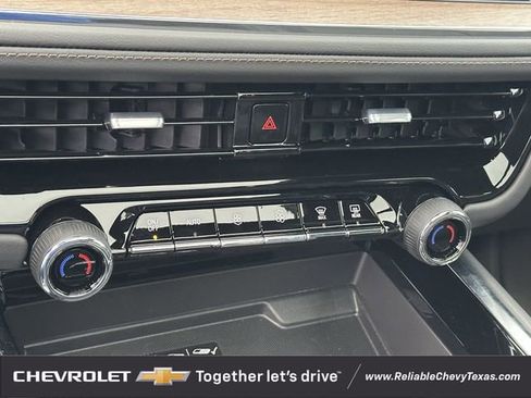 New 2026 Chevrolet Suburban High Country w/ Sun And Tow Package RWD image 19