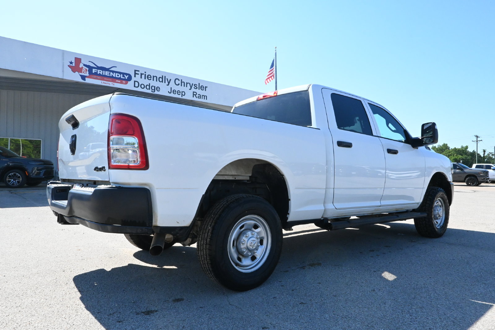 Used 2024 RAM 2500 Tradesman AWD/4WD image 3