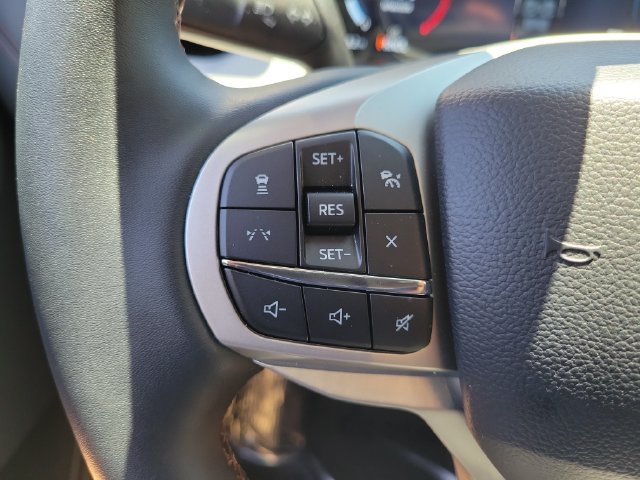 Used 2026 Ford Explorer Active w/ Active Comfort Package RWD image 5