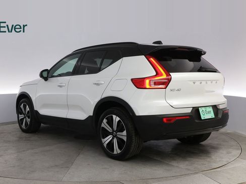 Used 2023 Volvo XC40 Recharge Plus w/ Protection Package Premier image 17