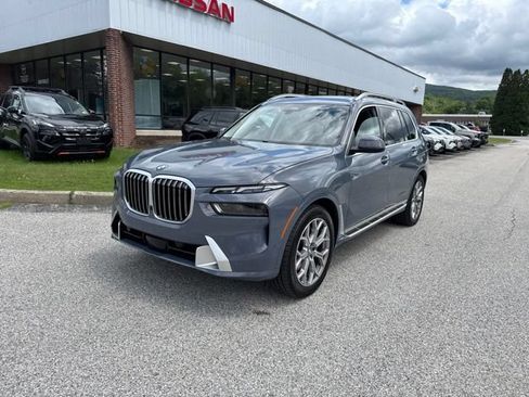 Used 2026 BMW X7 xDrive40i AWD/4WD image 4